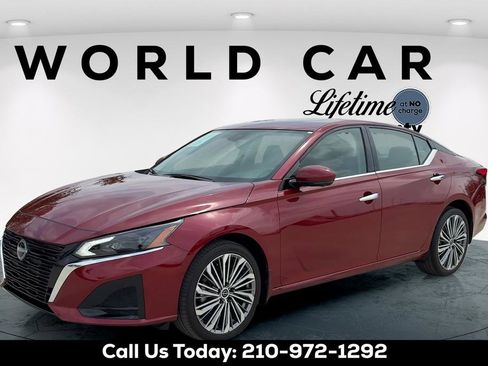Used 2025 Nissan Altima 2.5 SL AWD/4WD image 3