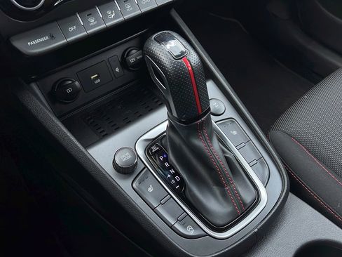 Used 2022 Hyundai Kona N Line image 15