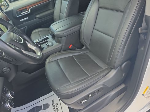 Used 2023 GMC Sierra 1500 Denali AWD/4WD image 14