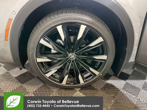 New 2026 Toyota Crown Platinum image 26