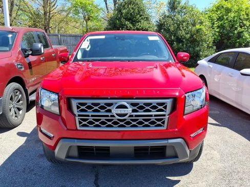 Certified 2024 Nissan Frontier SV w/ Technology Package image 2