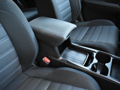 Used 2021 Honda CR-V LX image 25