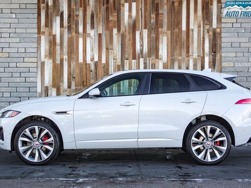 Used 2017 Jaguar F-PACE S image 3