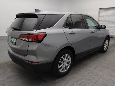 Used 2024 Chevrolet Equinox LS w/ LS Convenience Package image 9