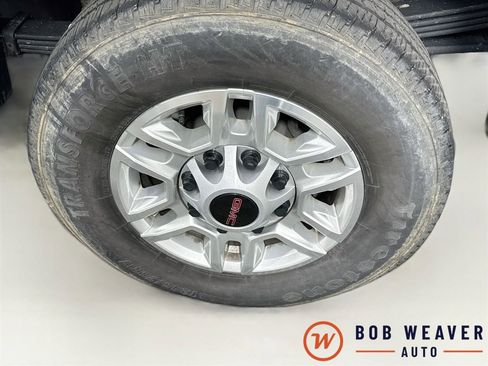 Used 2025 GMC Sierra 2500 SLE w/ SLE Value Package; AWD/4WD image 37
