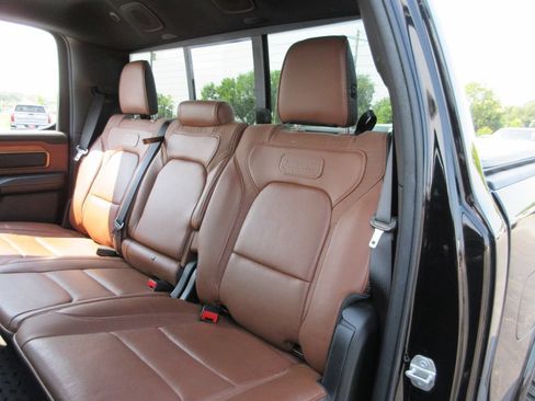 Used 2024 RAM 1500 Limited AWD/4WD image 23