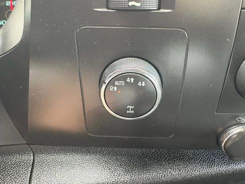 Used 2008 GMC Sierra 1500 SLE w/ Power Pack Plus AWD/4WD image 48
