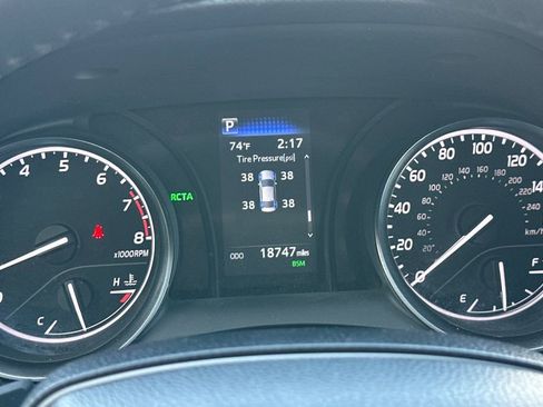 Used 2024 Toyota Camry SE image 26