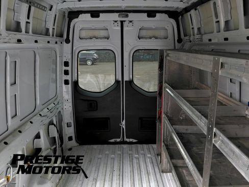 Used 2022 Mercedes-Benz Sprinter 2500 w/ Parking Package image 25