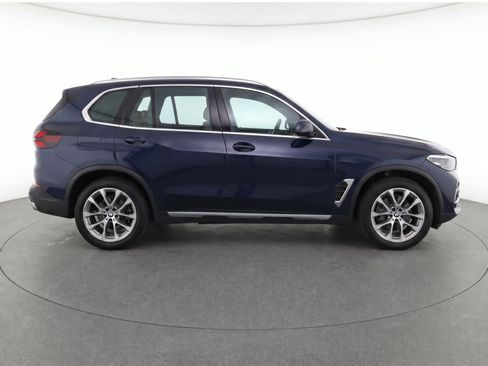 Used 2026 BMW X5 xDrive50e w/ Premium Package AWD/4WD image 7