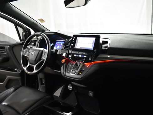 Certified 2023 Honda Odyssey Sport image 33