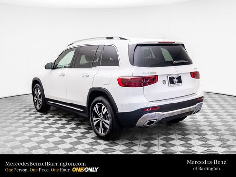 New 2025 Mercedes-Benz GLB 250 GLB 250 image 3