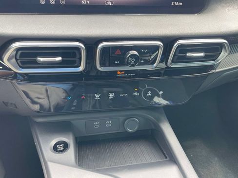 New 2026 Nissan Sentra SV w/ Floor Mat Package FWD image 26