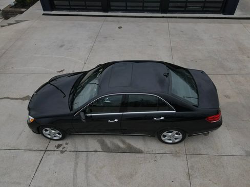 Used 2014 Mercedes-Benz E 350 4MATIC Sedan image 55