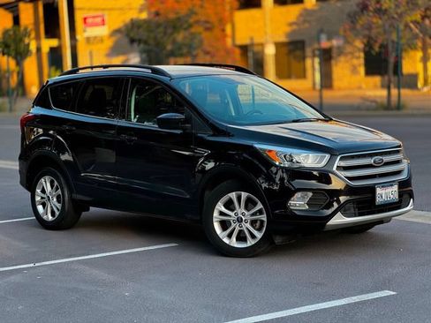 Used 2019 Ford Escape SEL FWD image 20
