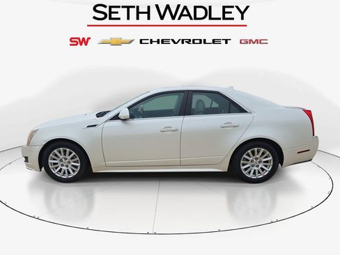 Used 2011 Cadillac CTS Luxury RWD image 4