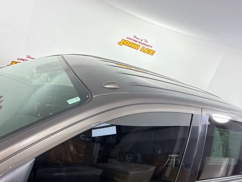 Used 2019 Nissan Titan Platinum Reserve w/ Platinum Utility Package image 12