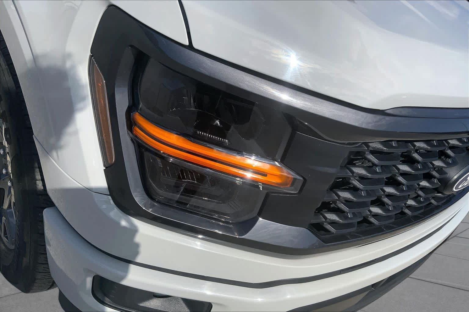 Used 2024 Ford F150 STX RWD image 28
