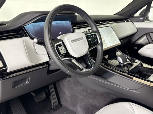 New 2026 Land Rover Range Rover Sport SE AWD/4WD image 4