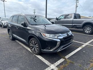 Used 2020 Mitsubishi Outlander SE FWD video 1