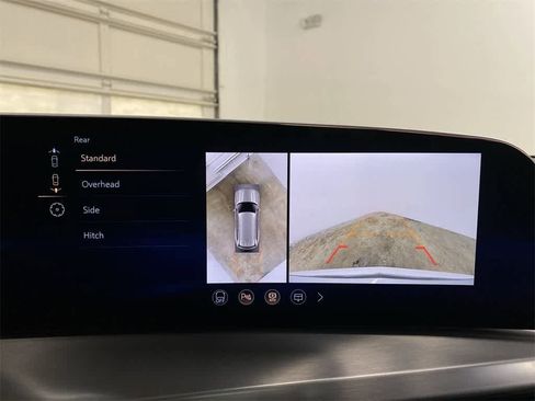 Used 2026 Cadillac Vistiq Premium Luxury image 25