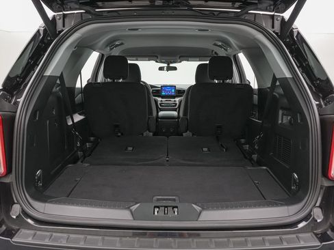 Certified 2024 Ford Explorer XLT AWD/4WD image 21