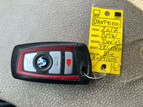 Used 2017 BMW 330i xDrive Sedan image 36