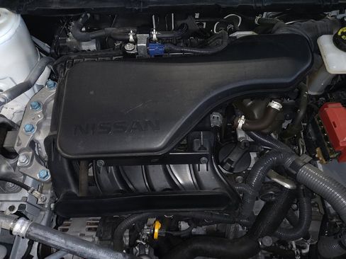 Used 2020 Nissan Rogue Sport SV image 30