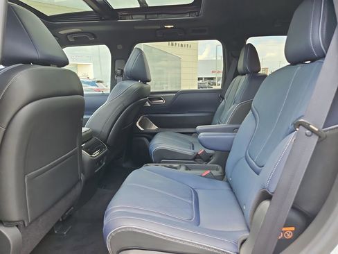 Certified 2026 INFINITI QX80 4WD w/ Sport Exterior Package image 28