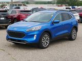 Used 2021 Ford Escape Titanium image 3