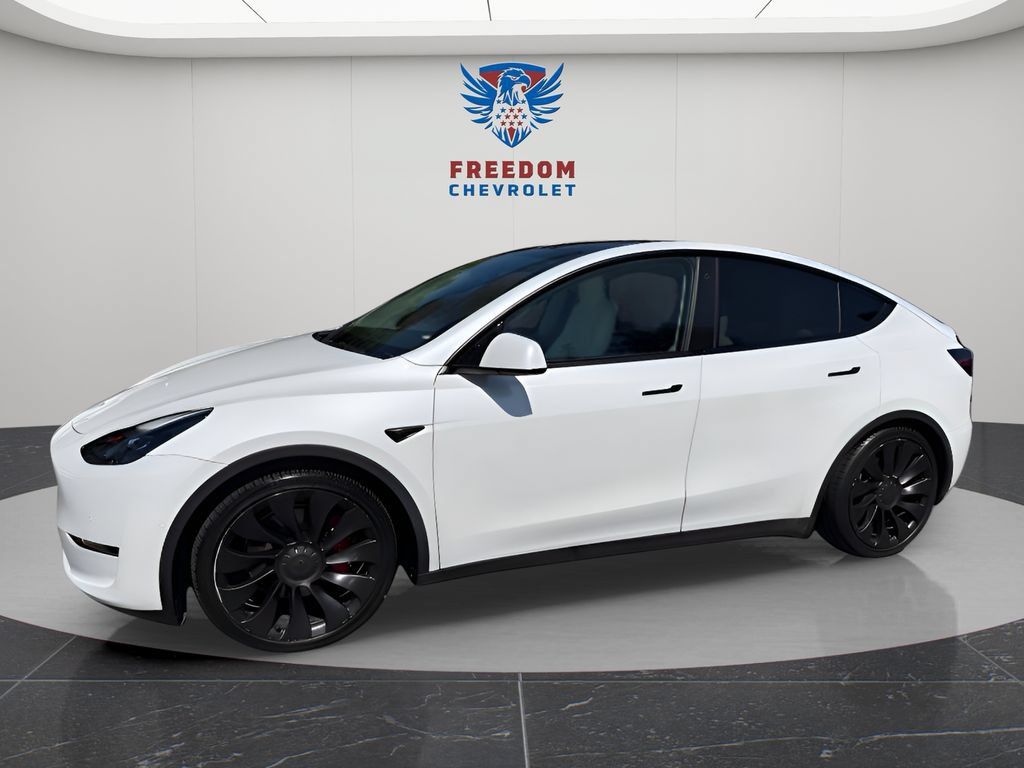 Used 2022 Tesla Model Y Performance AWD/4WD image 2