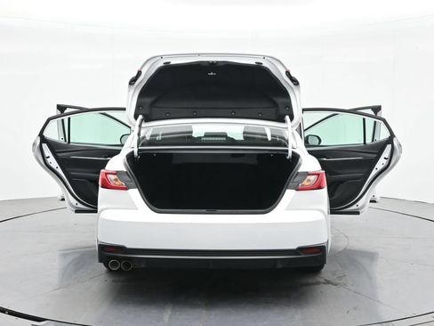 Used 2025 Toyota Camry SE FWD image 41