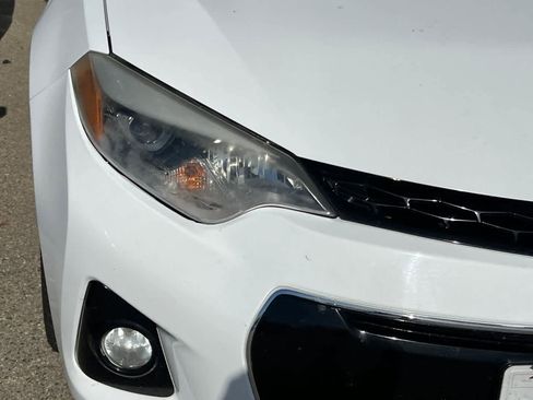Used 2015 Toyota Corolla S FWD image 14