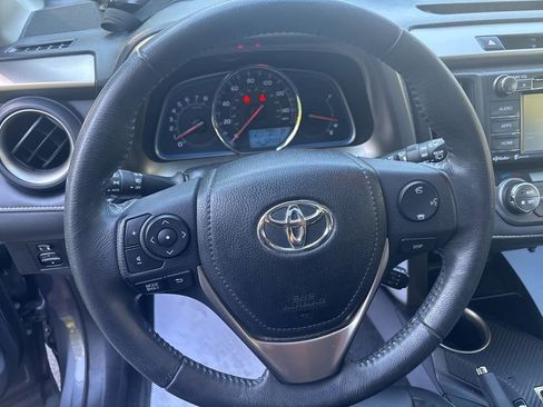 Used 2014 Toyota RAV4 Limited AWD/4WD image 13