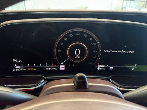 Certified 2023 Cadillac Escalade ESV Sport Platinum AWD/4WD image 29