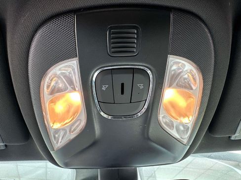 Used 2025 Jeep Compass Limited AWD/4WD image 33