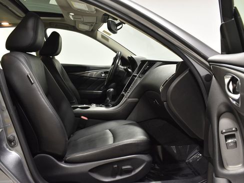Used 2017 INFINITI Q50 2.0t w/ Moonroof Package image 30