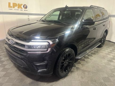 Used 2022 Ford Expedition XLT RWD image 7