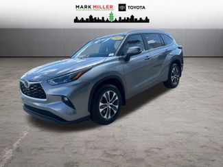 Certified 2025 Toyota Highlander XLE AWD/4WD 360° Tour