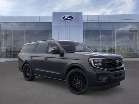 New 2026 Ford Expedition Platinum w/ Stealth Performance Package image 7
