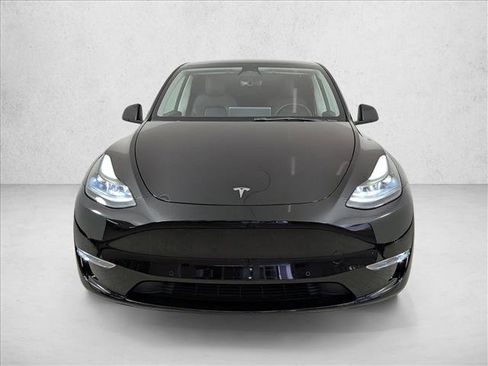 Used 2022 Tesla Model Y Performance image 6