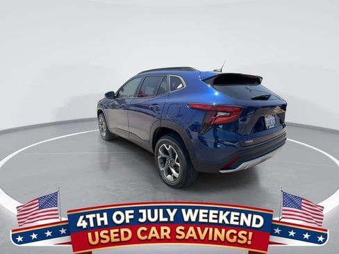 Used 2024 Chevrolet Trax LT w/ Driver Confidence Package FWD image 6