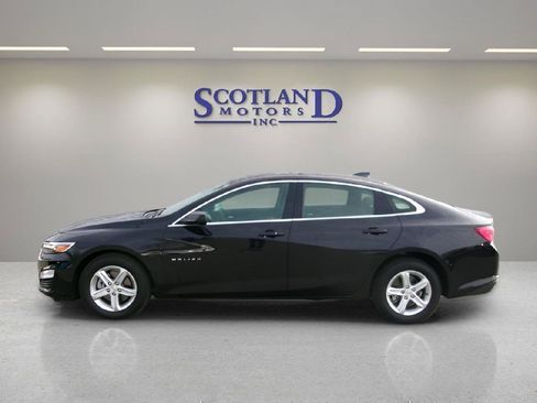 Used 2024 Chevrolet Malibu LS FWD image 1
