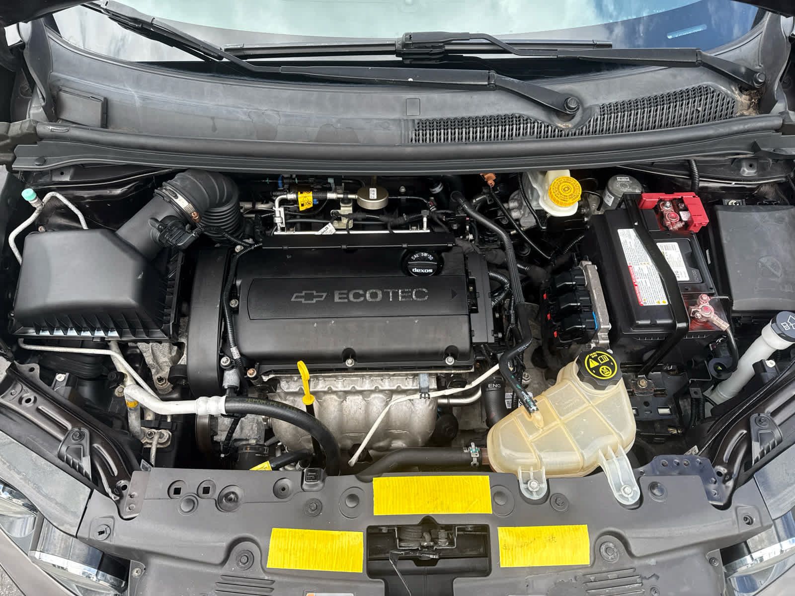 Used 2014 Chevrolet Sonic LS FWD image 16