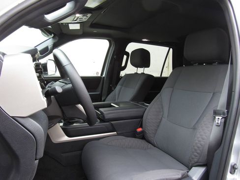 Used 2026 Toyota Sequoia SR5 w/ TRD Off-Road Package AWD/4WD image 12