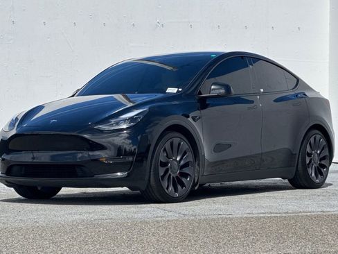 Used 2025 Tesla Model Y Performance AWD/4WD image 7