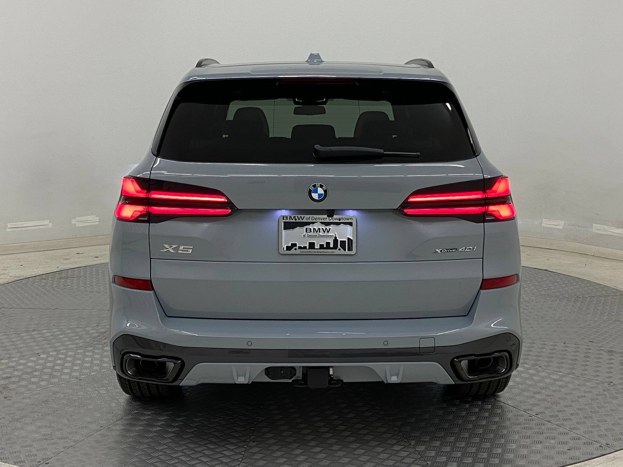 Used 2026 BMW X5 xDrive40i w/ M Sport Package AWD/4WD image 9