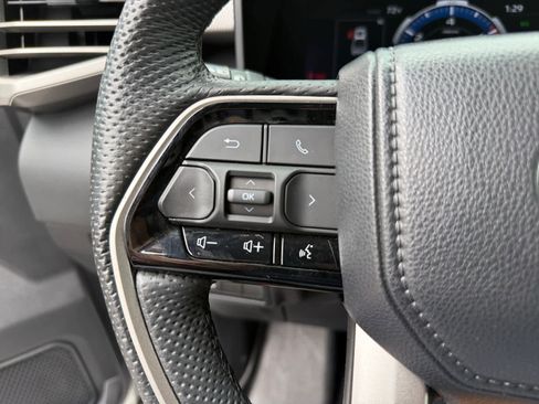 Used 2024 Toyota Tundra Limited AWD/4WD image 25