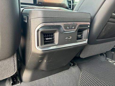 Used 2026 GMC Sierra 3500 Denali Ultimate AWD/4WD image 22