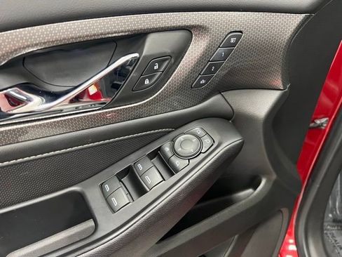 Certified 2023 Chevrolet Traverse Premier image 22